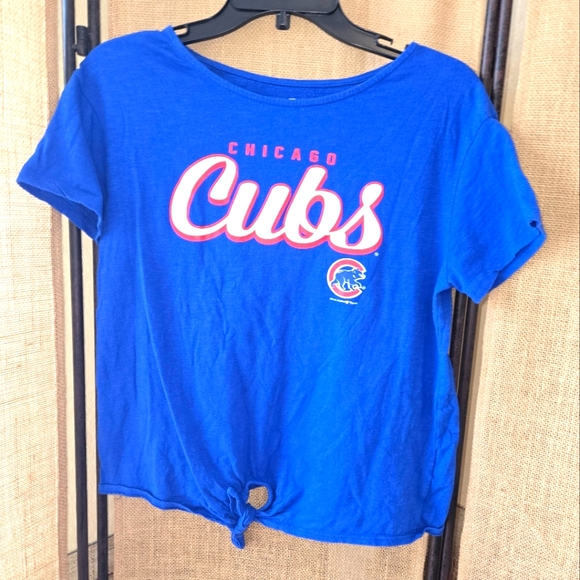 5th & Ocean Tops - Women's 5th And Ocean Genuine Merchandise Chicago Cubs Blue Tie Tee L